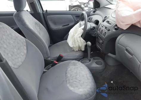 2002 Toyota Echo z USA, uszkodzony, nr VIN JTDBT123820220213